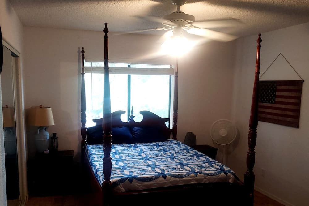 Photo of Bedroom in Williamson