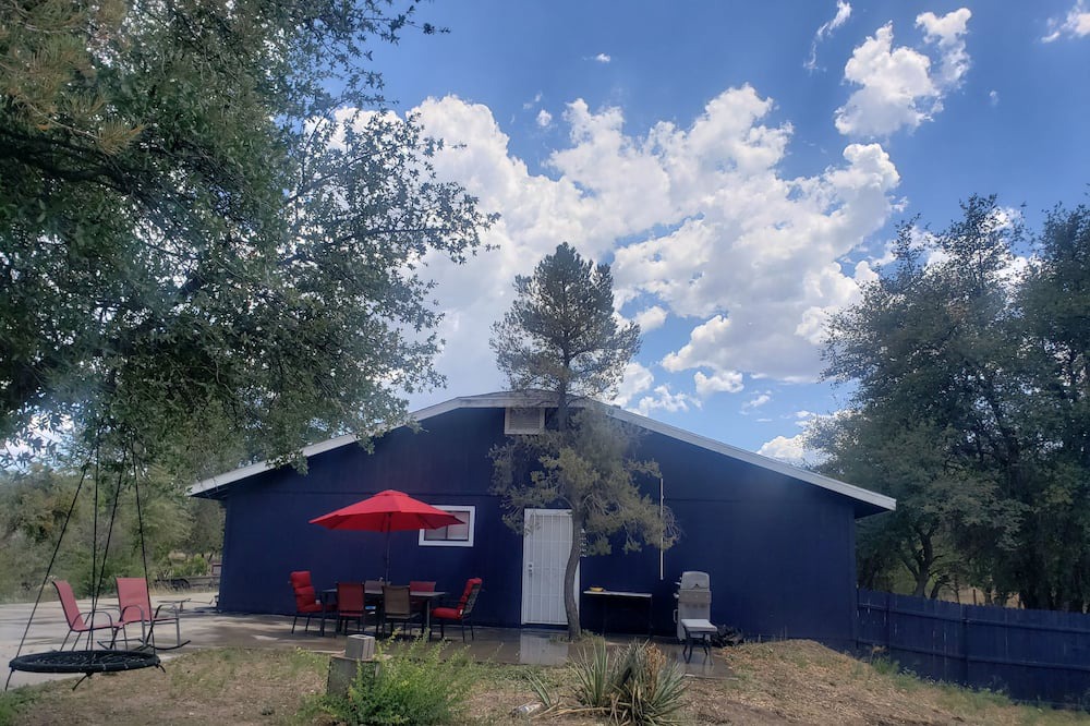 Photo of Outdoor in Williamson