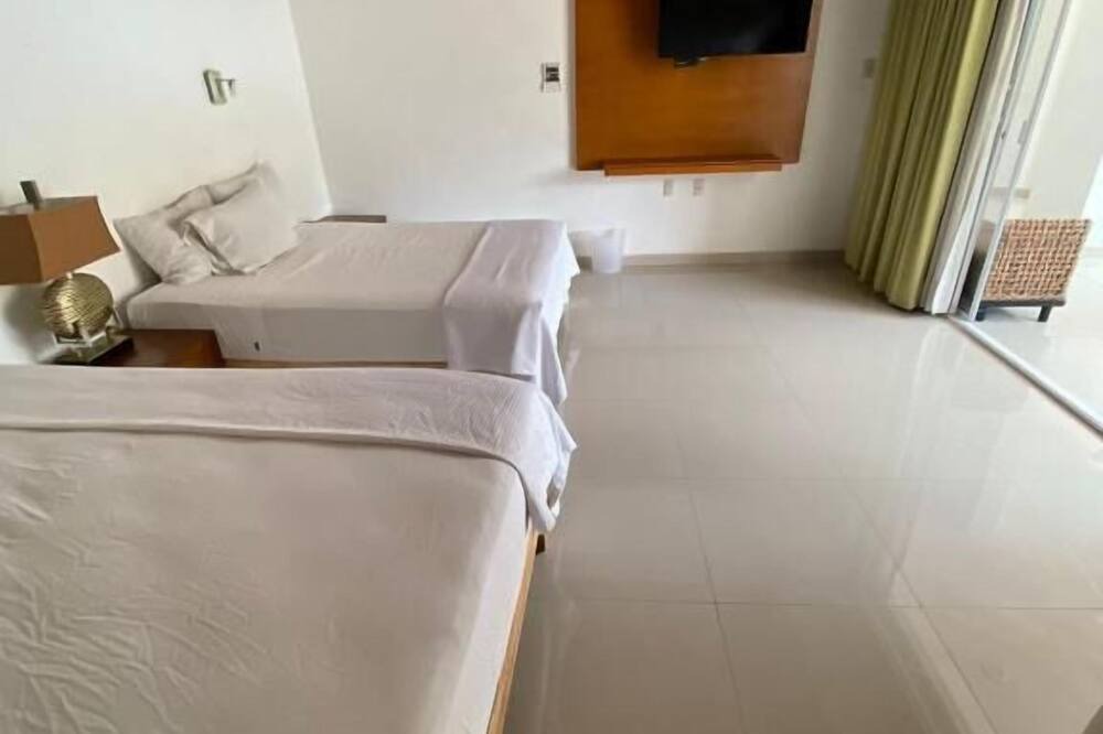 Photo of Bedroom in Central Cuernavaca