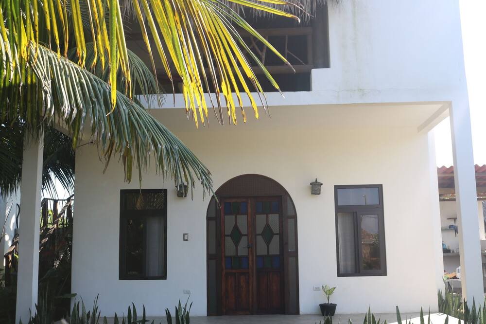 Photo of Outdoor in El Paredon
