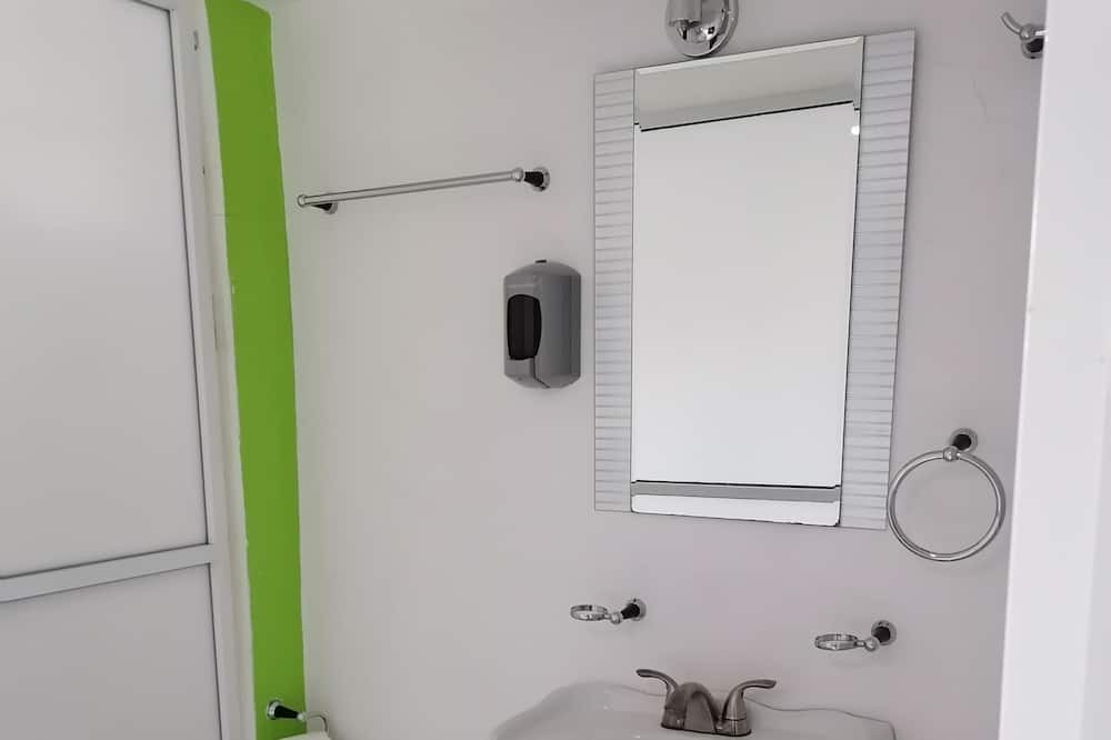 Photo of Bathroom in Tetela del Volcan