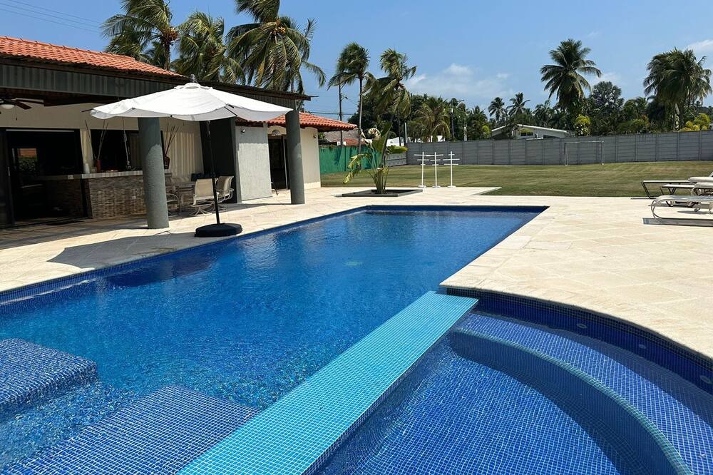 Photo of Outdoor in Puerto Quetzal