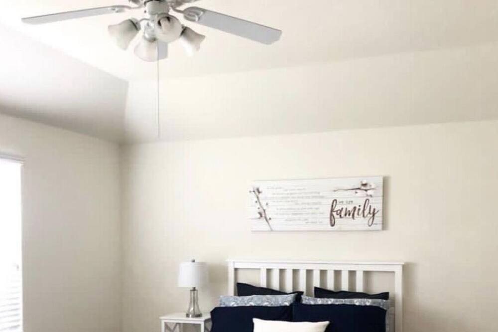 Photo of Bedroom in Stone Oak