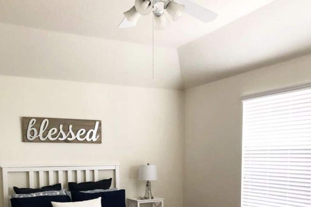 Photo of Bedroom in Stone Oak