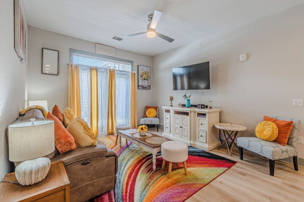 Photo of Livingroom in Lake Highlands