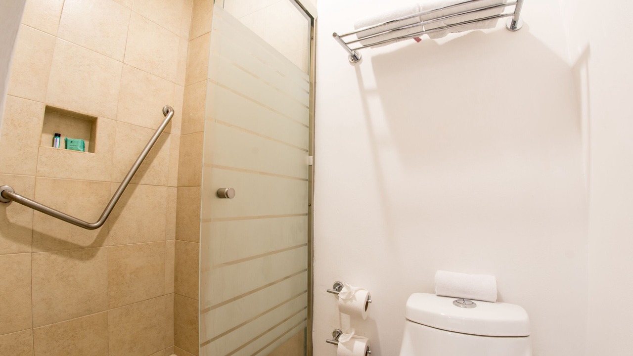 Photo of Bathroom in De Las Americas