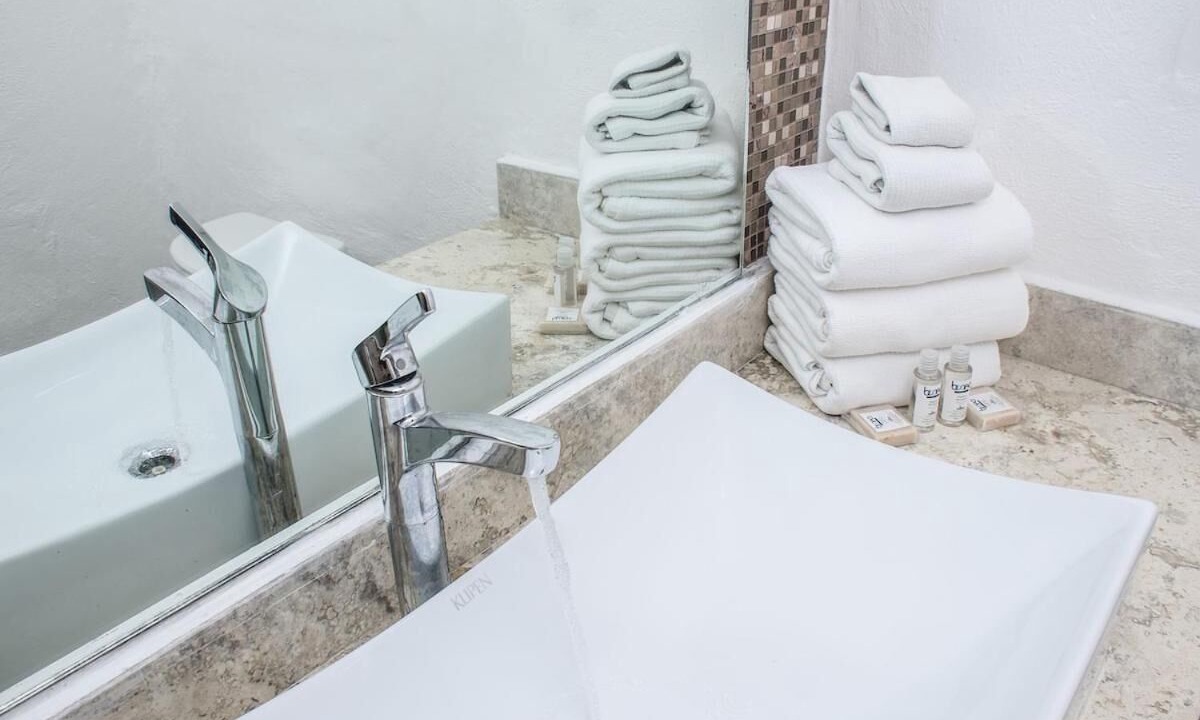 Photo of Bathroom in Zona Hotelera