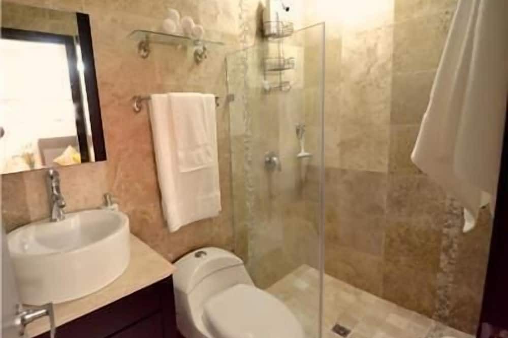Photo of Bathroom in Colonia 5 de Diciembre