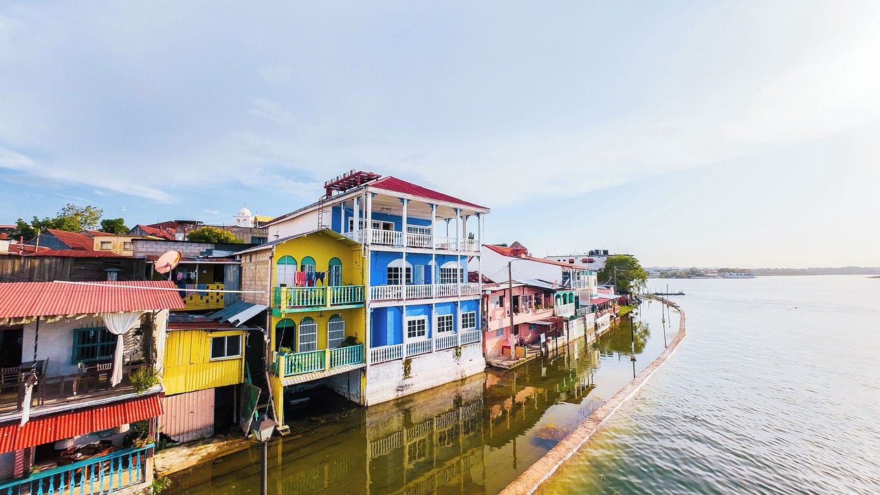 Photo of Outdoor in Flores