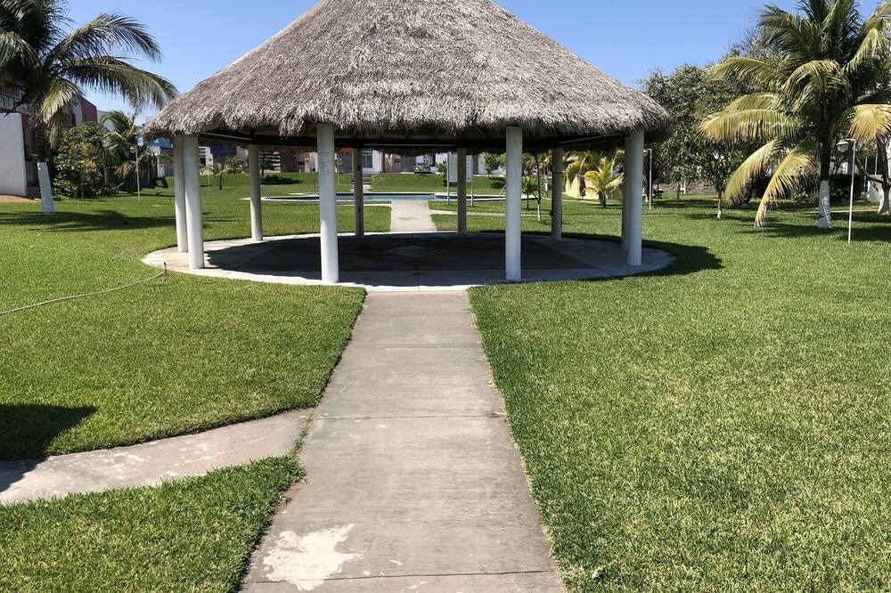 Photo of Outdoor in Alvarado