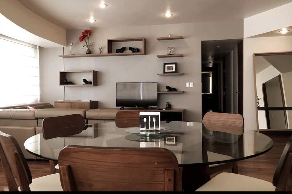 Photo of Livingroom in Santa Fe
