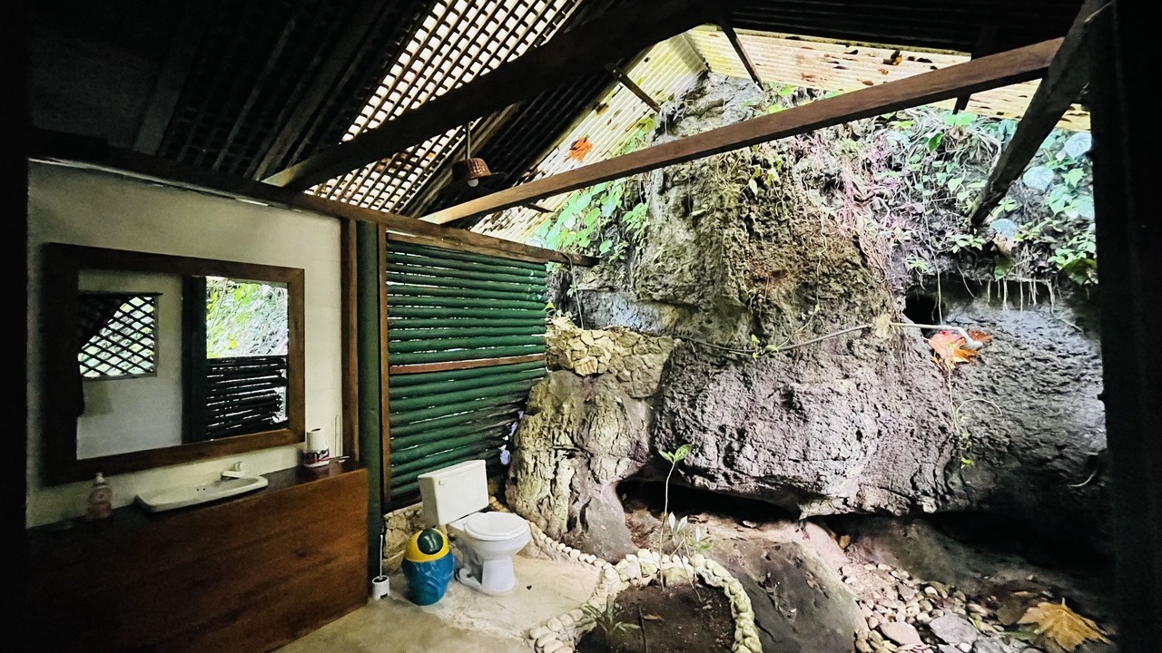 Photo of Bathroom in Puerto Barrios