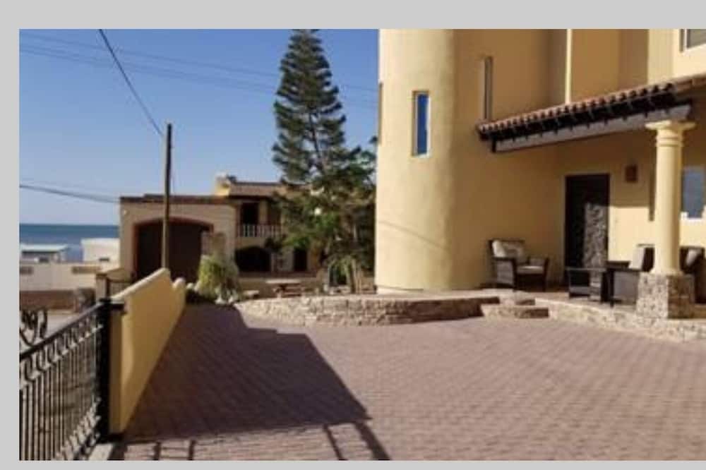 Photo of Bedroom in Cholla Bay