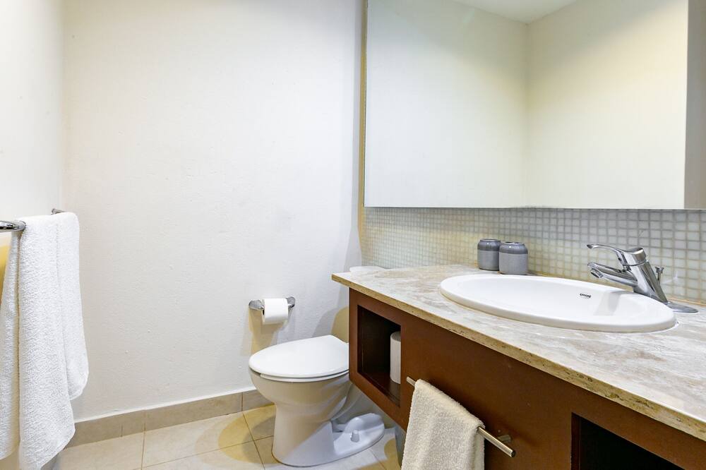 Photo of Bathroom in Playa Diamante