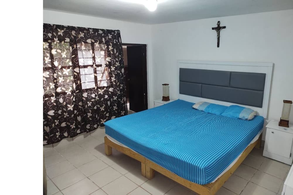 Photo of Bedroom in Tarimbaro
