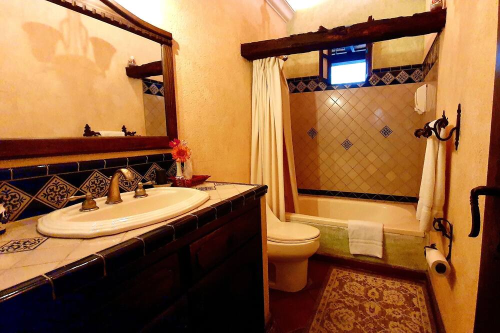 Photo of Bathroom in Antigua Guatemala