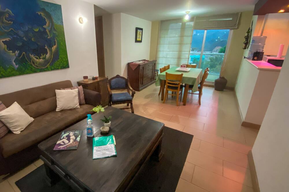 Photo of Livingroom in Zona 14