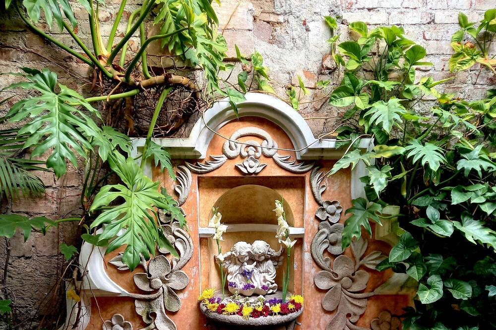 Photo of Others in Antigua Guatemala