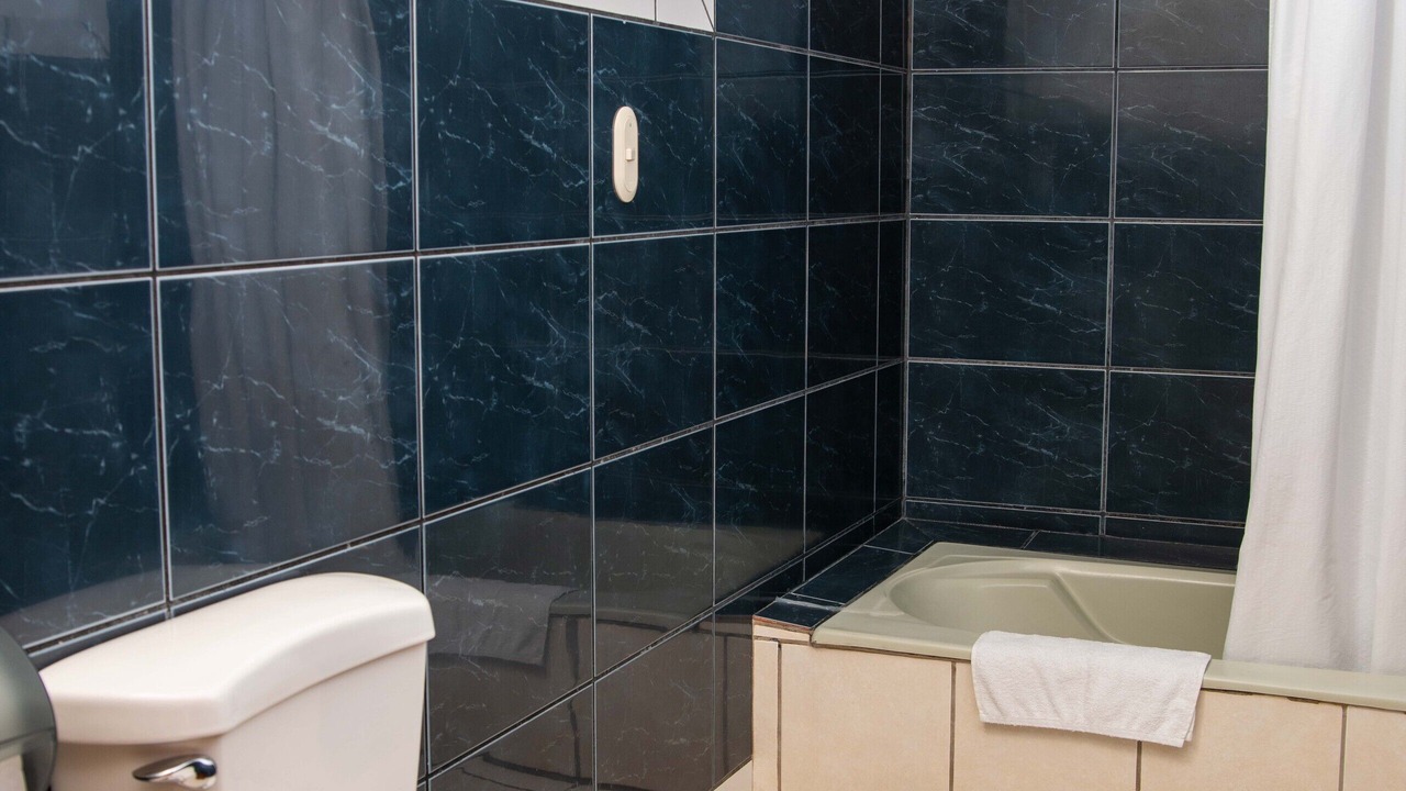 Photo of Bathroom in Santa Cruz Mulua