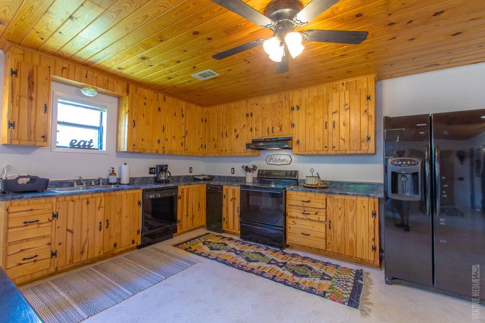 Photo of Kitchen in Brookeland