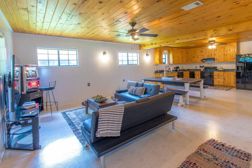 Photo of Livingroom in Brookeland