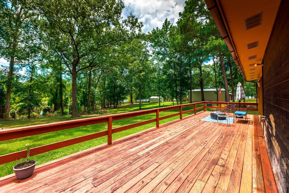 Photo of Patio Balcony in Brookeland