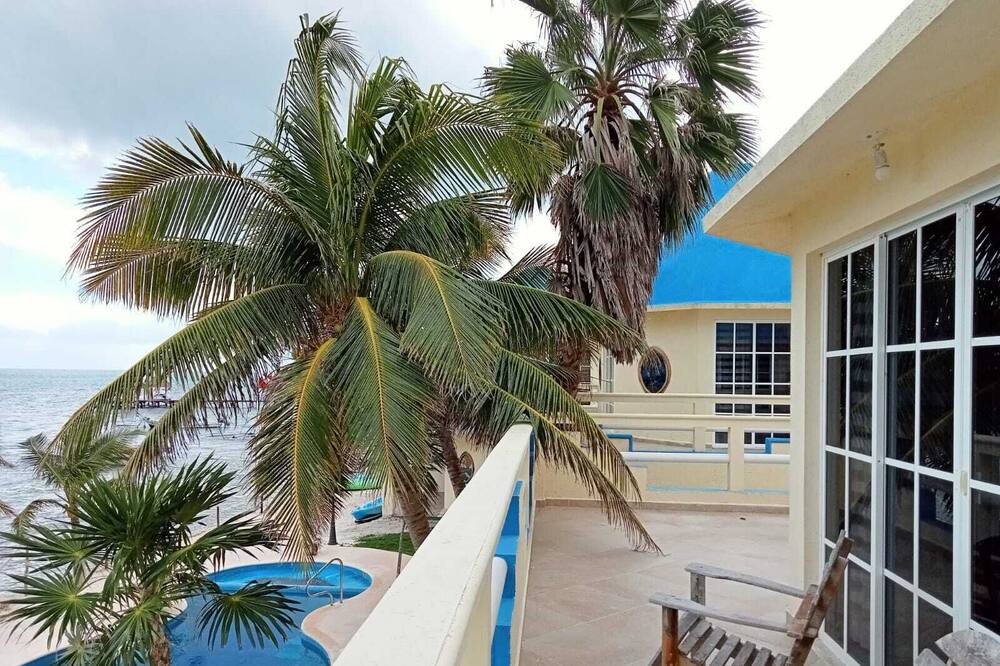 Photo of Patio Balcony in Soliman Bay
