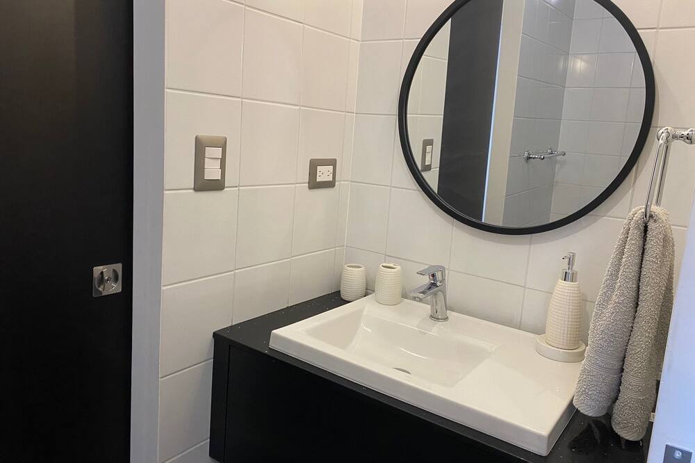 Photo of Bathroom in Zona 16