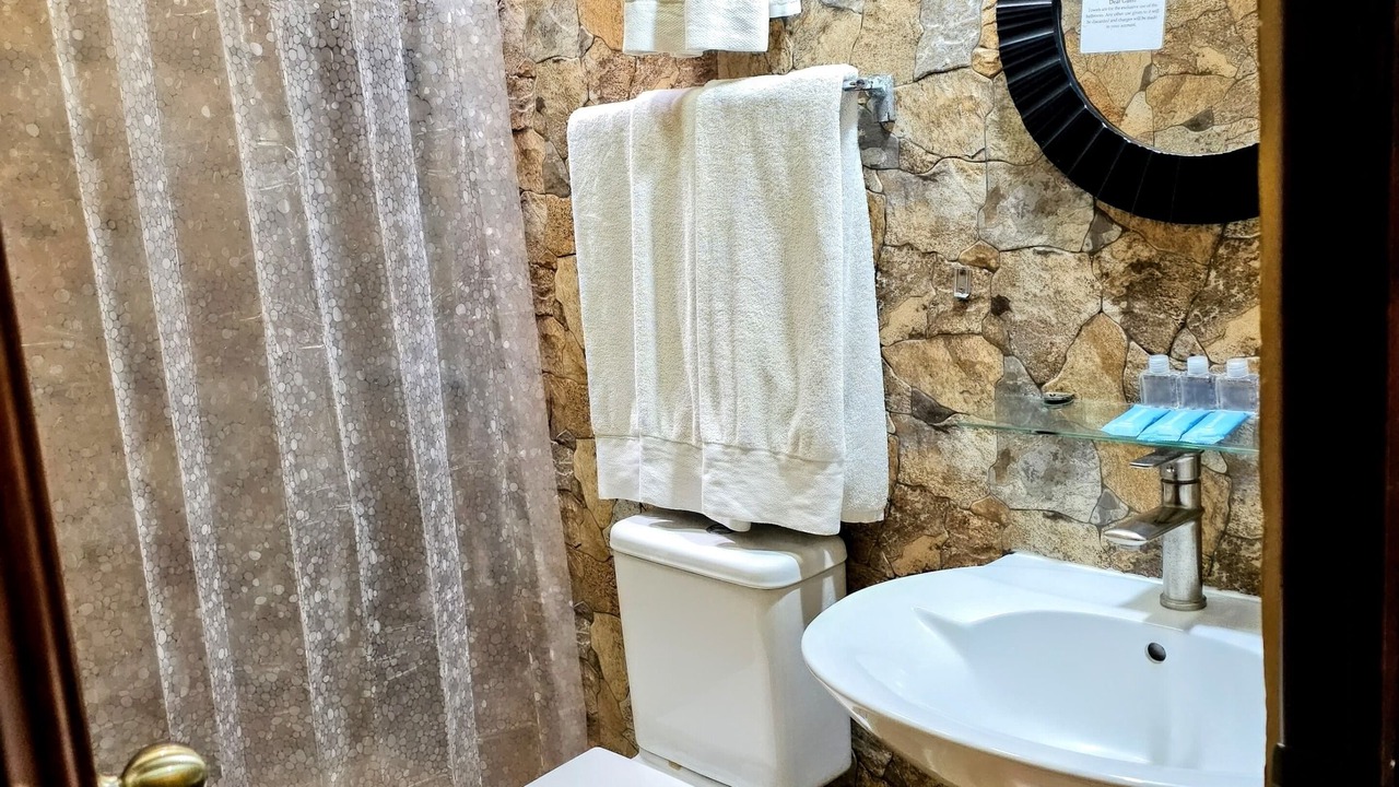 Photo of Bathroom in Zona 10