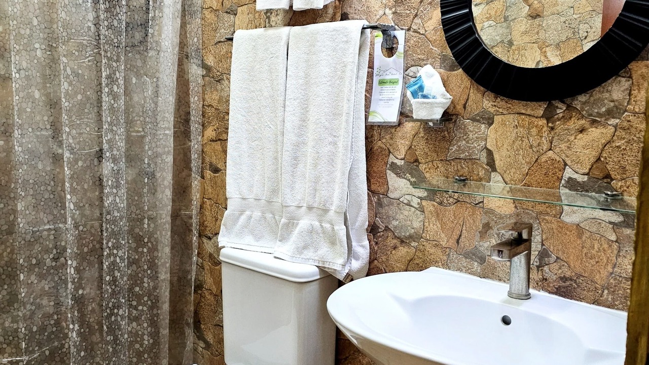 Photo of Bathroom in Zona 10