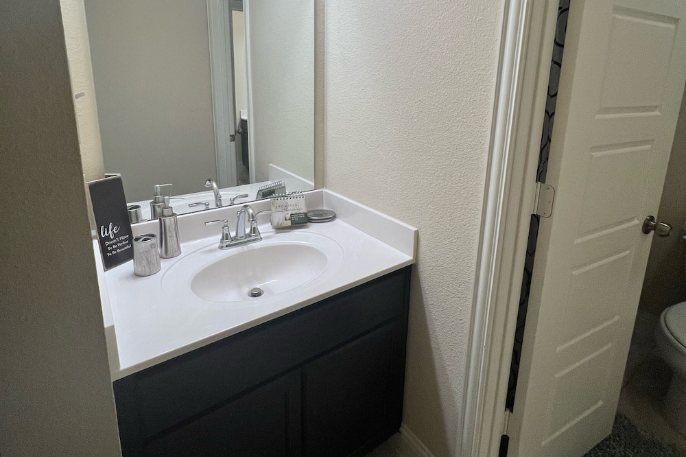 Photo of Bathroom in South Arlington