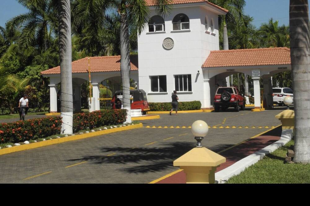 Photo of Others in Puerto San Jose