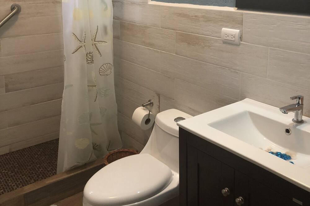 Photo of Bathroom in Puerto San Jose