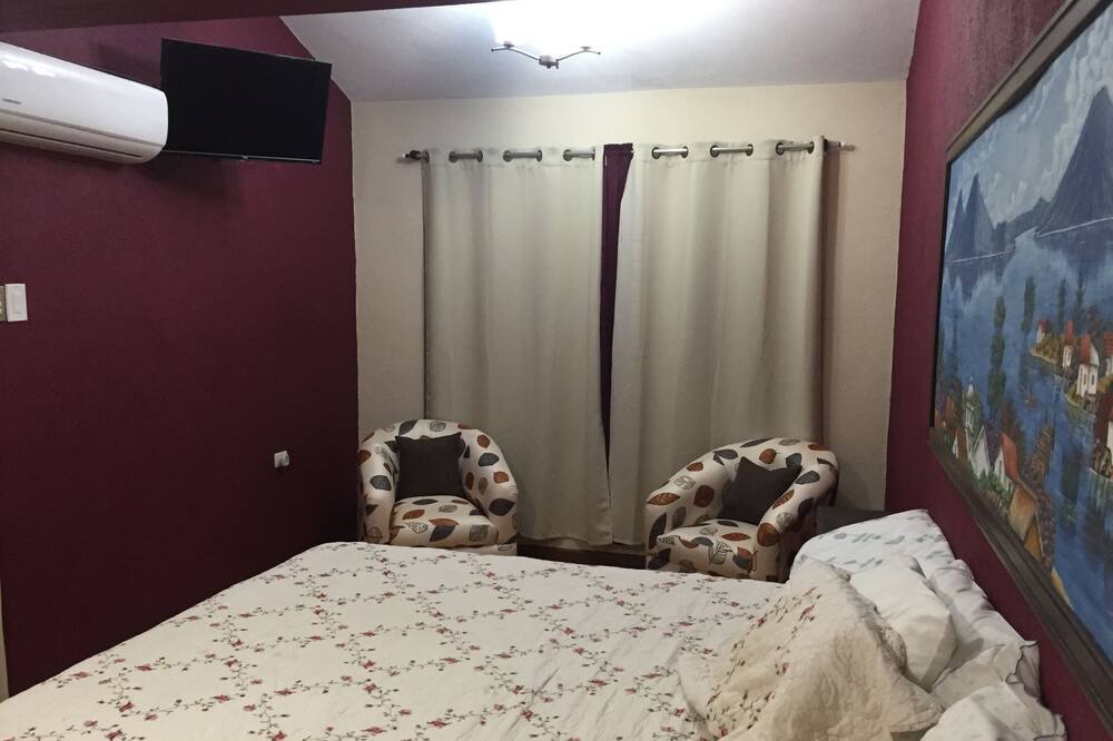 Photo of Bedroom in Pachalum