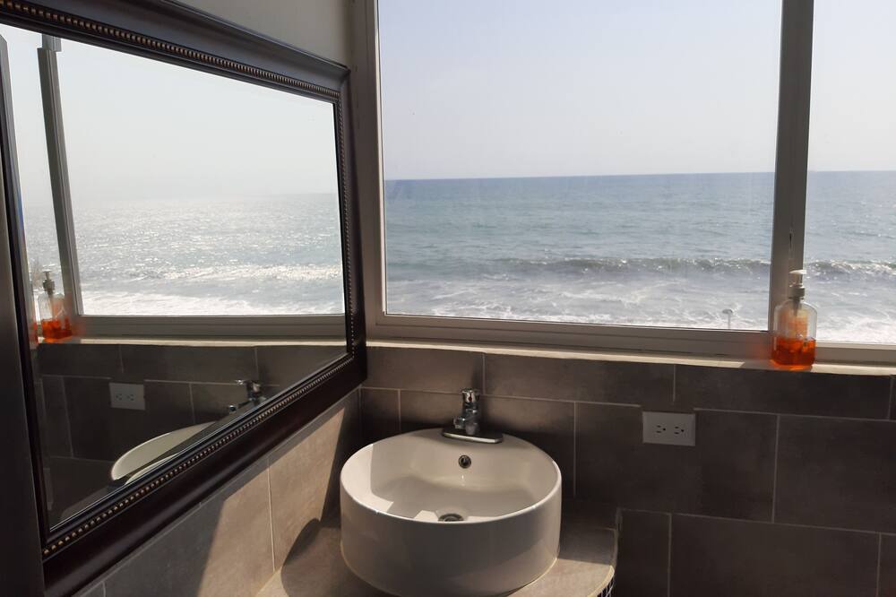 Photo of Bathroom in Iztapa