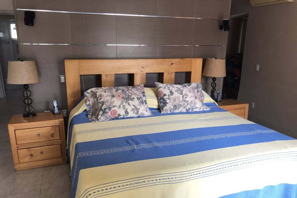 Photo of Bedroom in Manzanillo