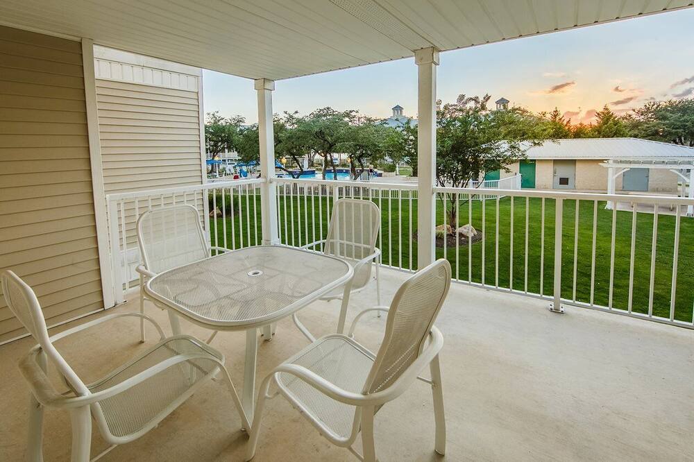 Photo of Patio Balcony in Canyon Lake