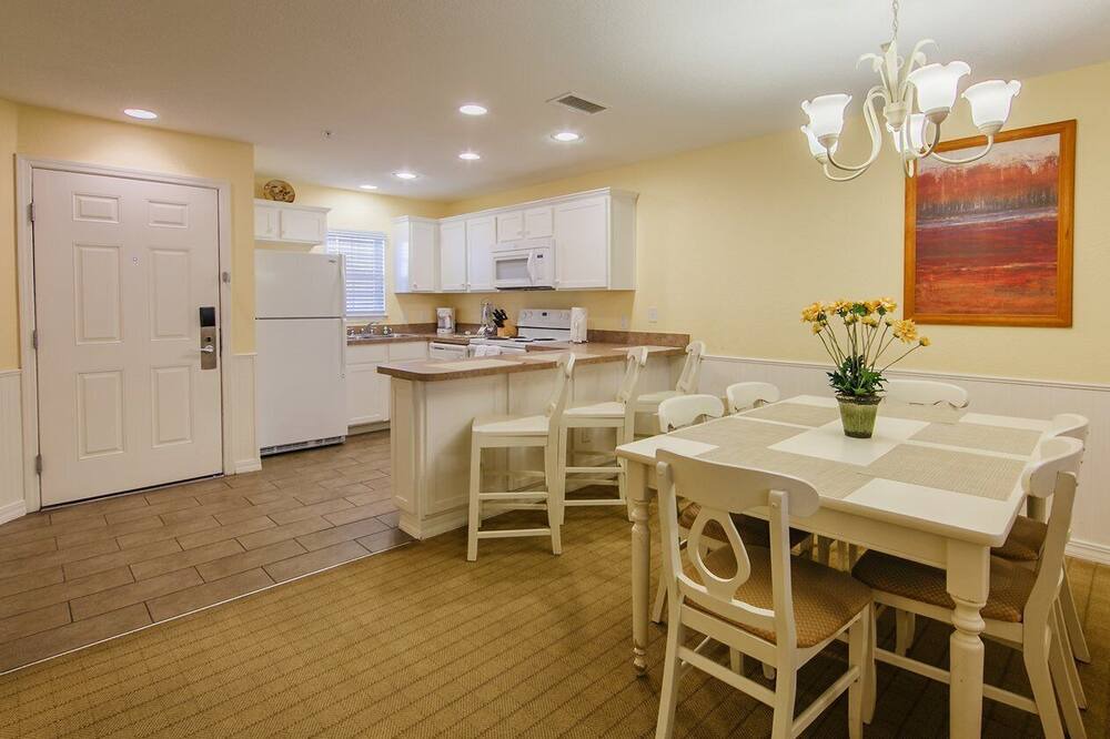 Photo of Bedroom in Canyon Lake