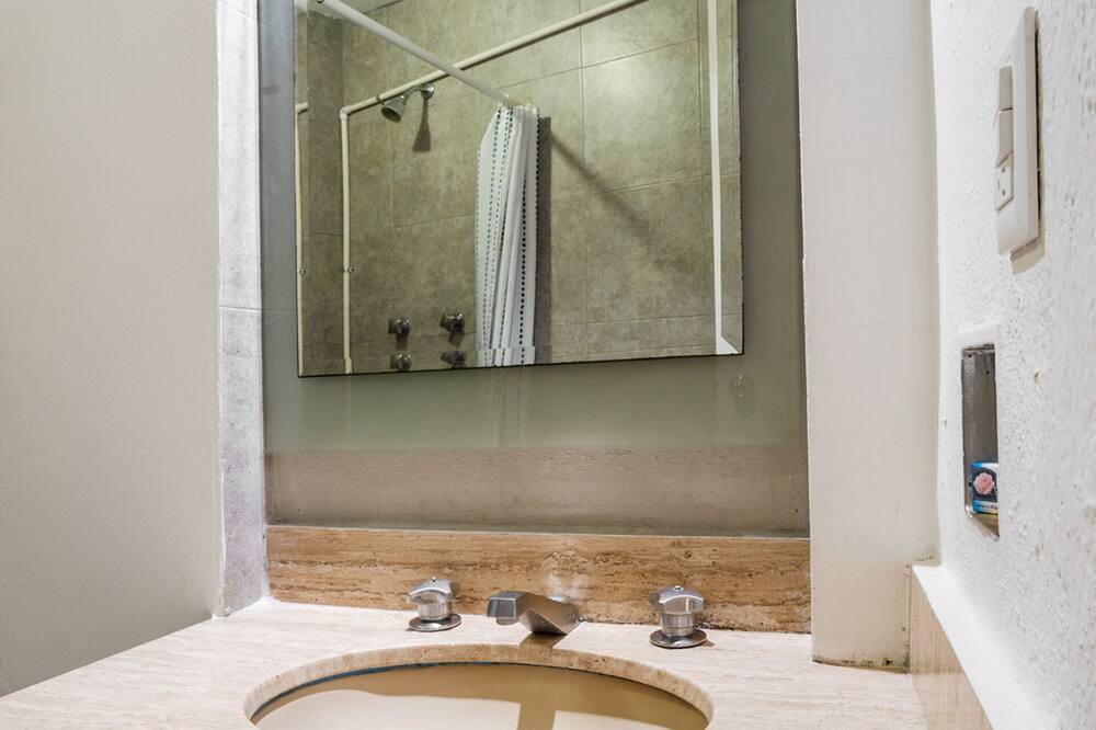 Photo of Bathroom in La Condesa