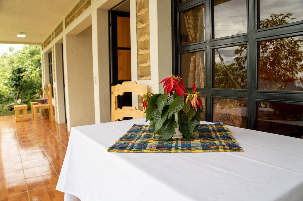 Photo of Patio Balcony in Tzampetey