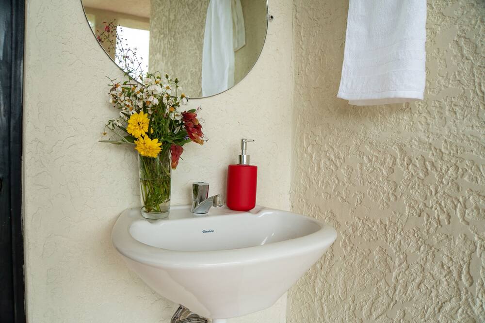 Photo of Bathroom in Tzampetey