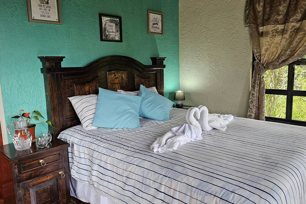 Photo of Bedroom in Tzampetey