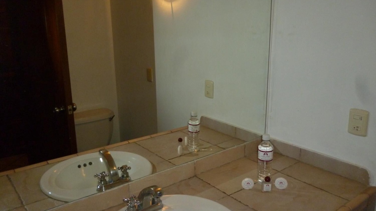 Photo of Bathroom in Ninos Heroes