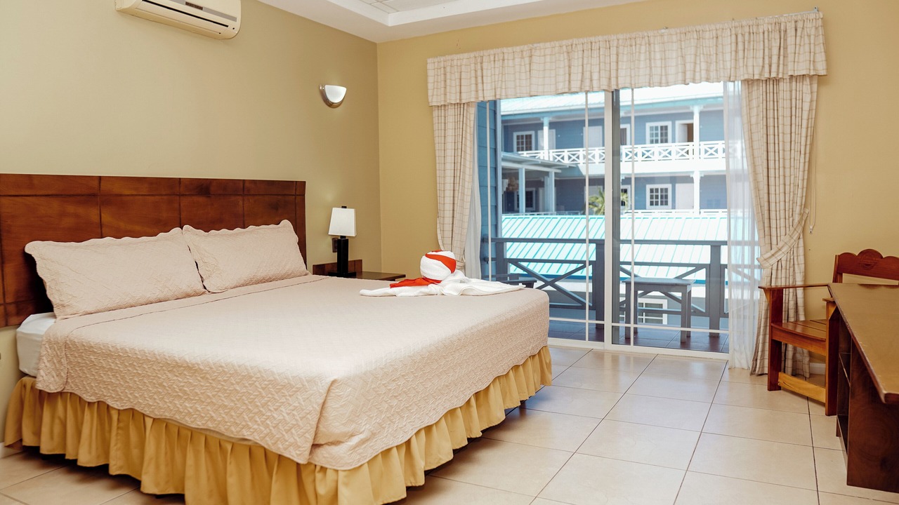 Photo of Bedroom in Flores