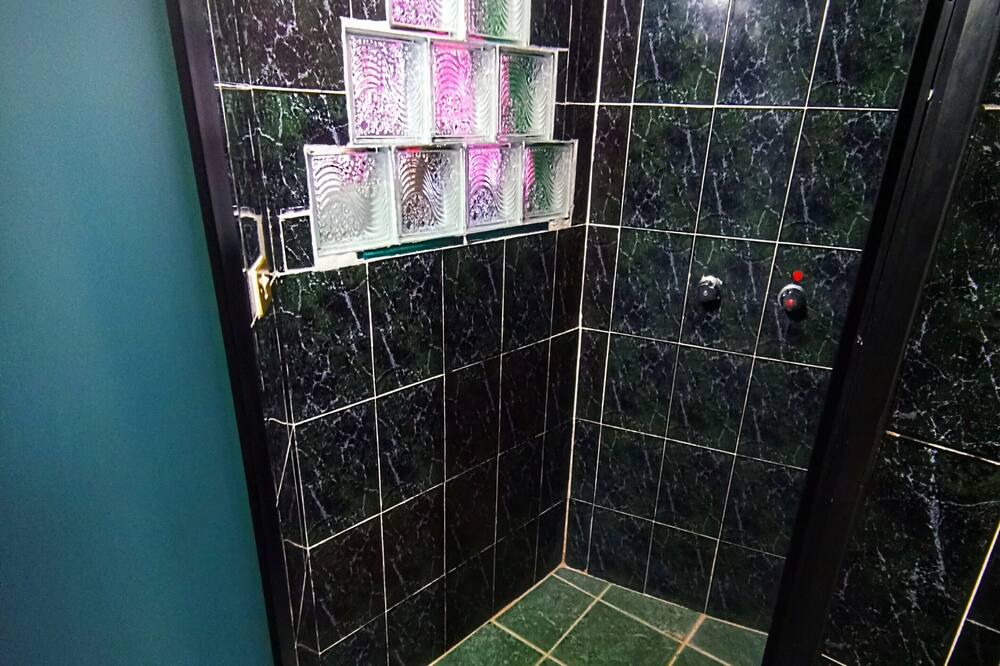 Photo of Bathroom in De La Presa