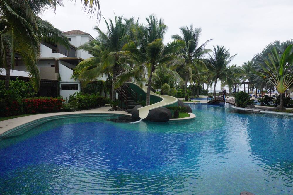 Photo of Outdoor in Monterrico