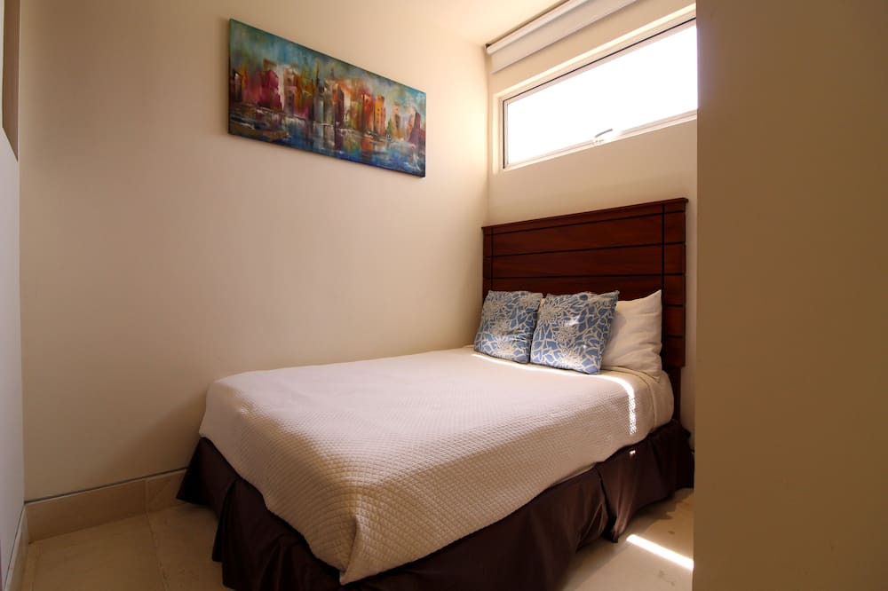 Photo of Bedroom in Romantic Zone