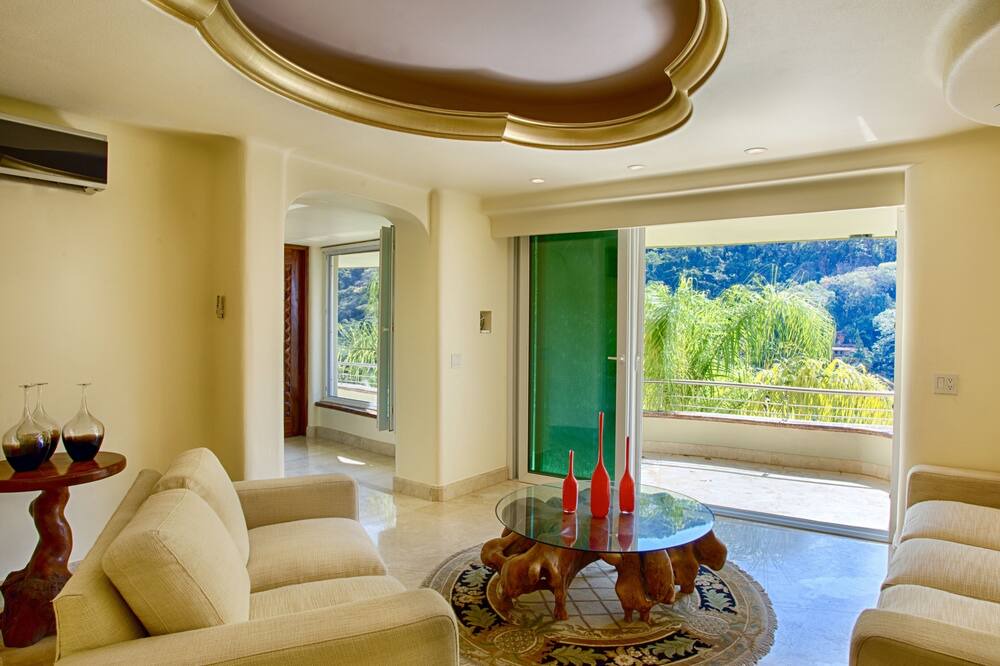 Photo of Livingroom in Boca de Tomatlan
