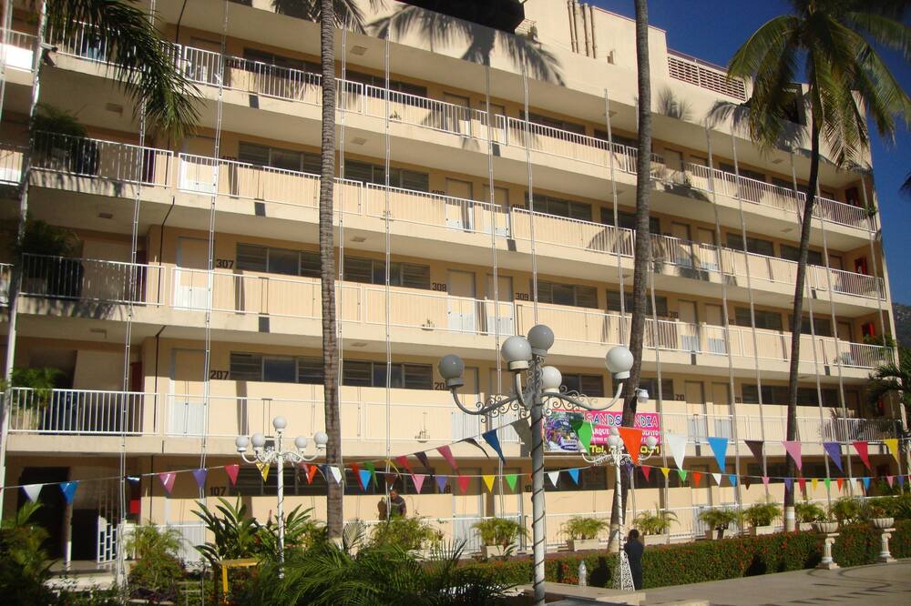 Photo of Outdoor in Costera Acapulco