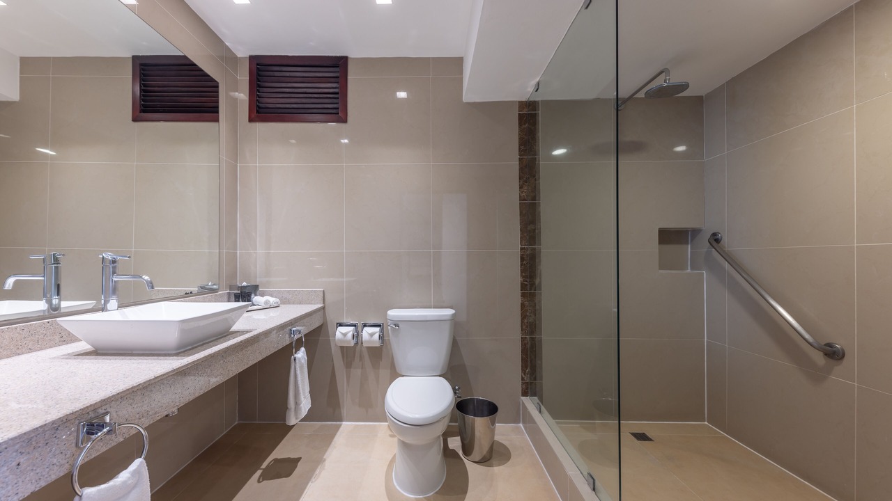 Photo of Bathroom in Zona 10